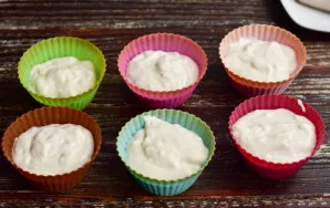 Divide the dough into silicone molds.