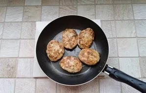 Fry over medium heat until golden brown on both sides.