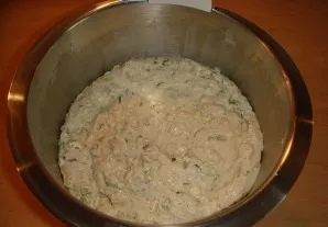 Add the sliced chicken fillet to the egg mixture and mix well the entire contents of the bowl. Then we send it to the refrigerator for se...