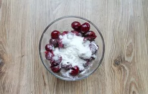 Add starch to rhubarb and cherries with sugar.