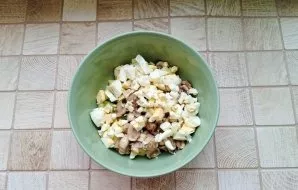 Boil the eggs hard, cool and peel, finely chop. Put in a salad.