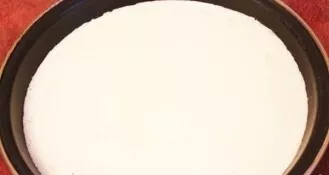 Pour the cream into the pan and start heating. Add grated cheese, salt, pepper, stirring constantly, heat until the cheese is completely ...