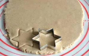 Use cookie cutters and cut out the required shapes.