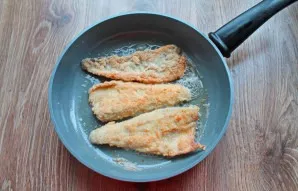Fry the fish fillet on medium heat for 3-4 minutes on each side until soft. The time depends on the thickness of the fillet. Remove from ...