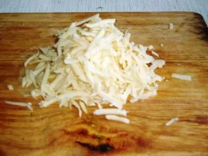 To make the filling even more interesting, a little cheese can be added. The best option is to combine 2 types of cheese for example, ha...