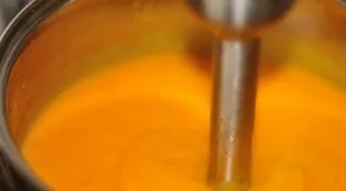 When all the ingredients are ready, remove the soup from the heat, salt it, pepper it to taste, crush everything with a blender until smo...