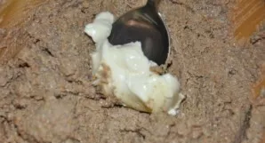 Then add the soft butter and mix everything thoroughly.