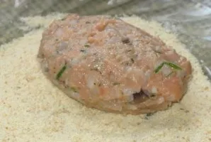 Form cutlets and roll in breadcrumbs.