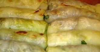 Transfer all pigeons to a baking dish. Bake them in an oven at 180 degrees. You can skip this step or fry the pigeons in a pan.