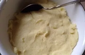 We stir until smooth and get the dough from which we will make carob. Boil a small amount of water and throw a small ball of dough into b...