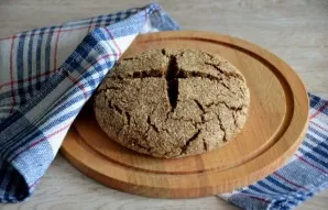 Cooled bread can be served. The bread is tasty and healthy, and most importantly  it is made very quickly and easily!