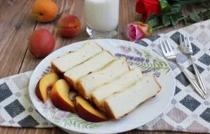 Remove the soft curd casserole from the mold, cool, chop and serve.