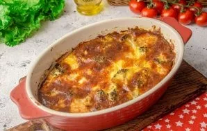 Remove the cooked stew and let cool slightly.