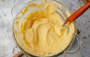 Crush everything until smooth.