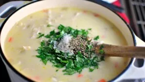 Add salt, pepper and spicy herbs to taste. After a couple of minutes, you can remove from heat and serve.