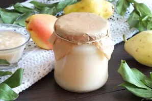 From the specified amount of ingredients, two jars of 400 milliliters are obtained. Good luck preparing!