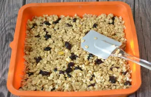 Bake for 20-25 minutes at a temperature of 180 degrees.