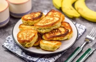 Banana pancakes with oatmeal