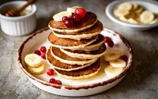 Pancakes with cream