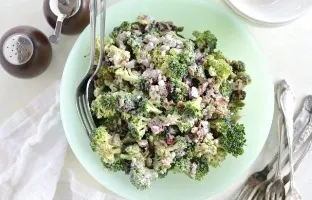 Broccoli and bacon salad