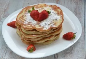 Royal pancakes with yeast