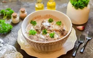 Liver in cheese sauce