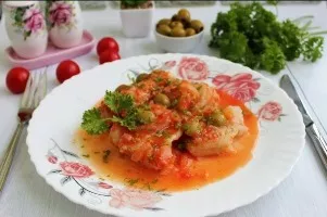 Baked cod with tomatoes and olives