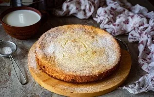 Semolina cake with flour-free milk