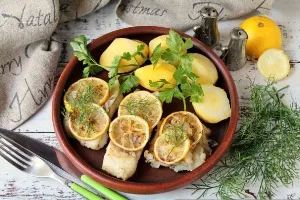 Cod with lemon in the oven