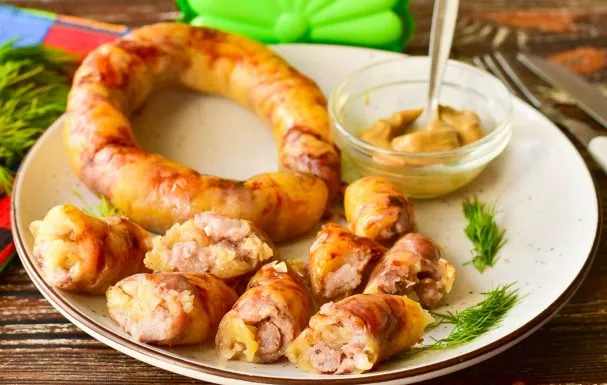 Homemade sausage with potatoes