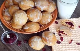 Homemade gingerbread with cranberries