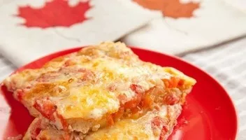 Omelet in the oven with tomatoes