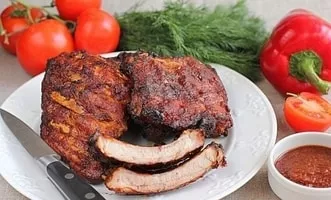 Oven-baked pork ribs