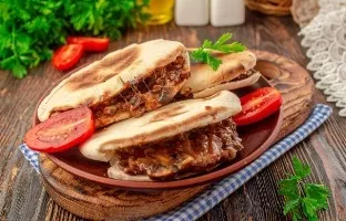 Pita with cheese and mushrooms