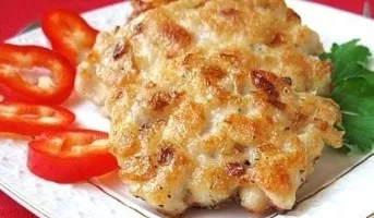 Chopped chicken cutlets with cheese