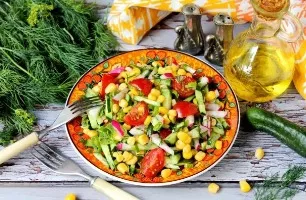 Salad with corn