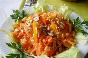 Salad with carrots