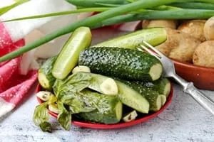 Salted cucumbers with basil