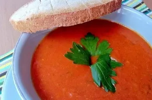 Thick tomato soup