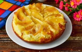 Cottage cheese apple pie