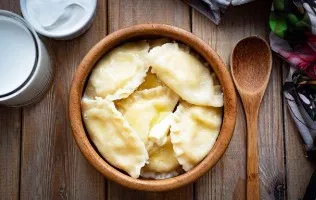 Dumplings with kefir and yeast