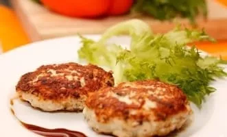 Chicken cutlets with cheese