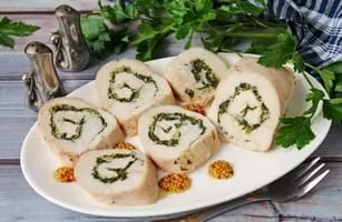 Chicken roll with parsley and garlic