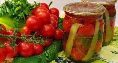 Canning cherry tomatoes for the winter