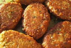 Fish cutlets with mushrooms